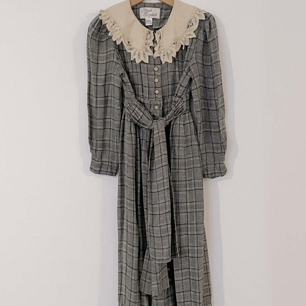 Vintage Sarah Elizabeth Black and White Checkered Full Length Dress size 6